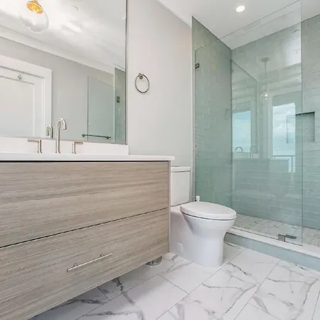 Апарт-отель Exclusive Stays In *